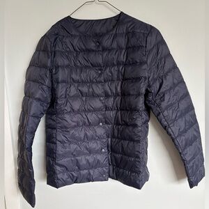 Lightweight navy puffer